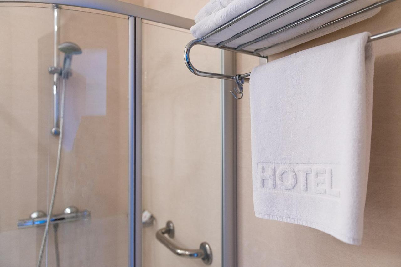 Hotel Police Police Mostowe Ngoại thất bức ảnh