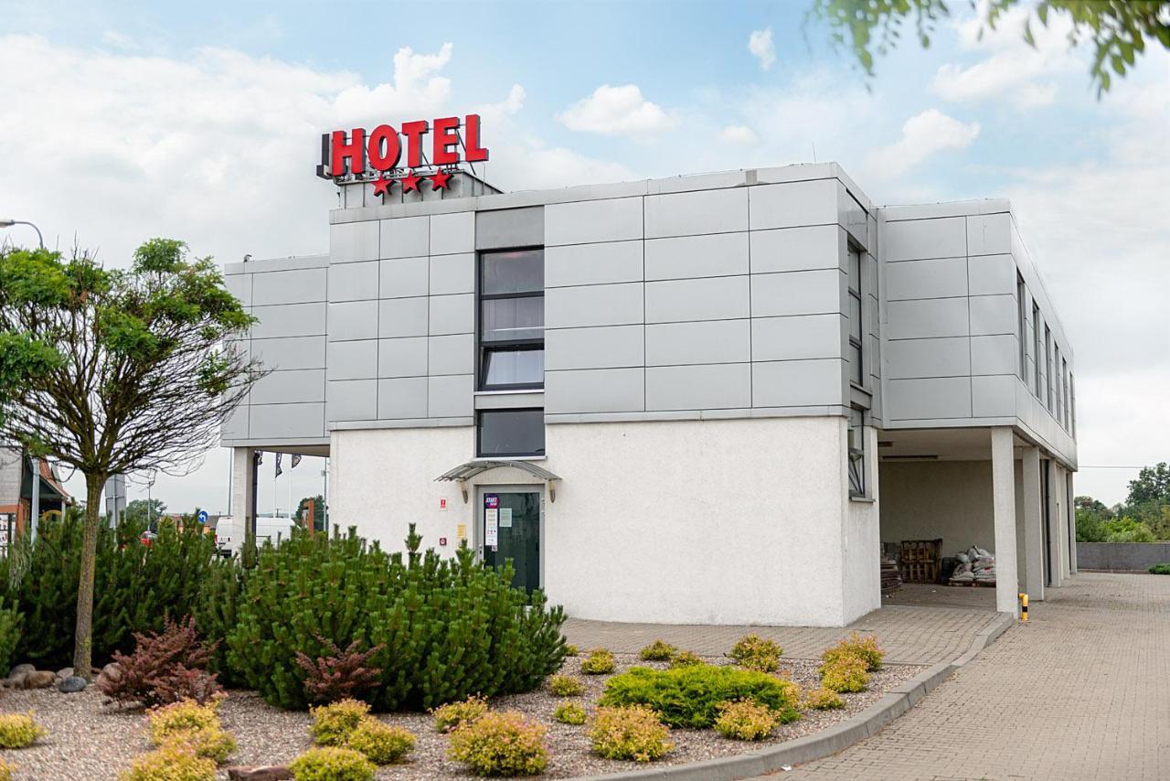 Hotel Police Police Mostowe Ngoại thất bức ảnh